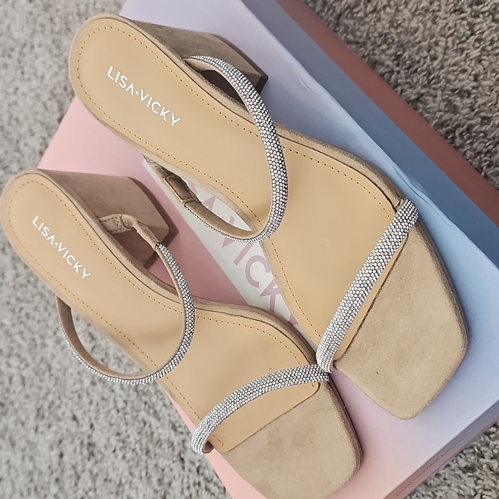Lisa Vicky Mood Pave' Nude and Silver Heels NIB Size 7.5 - Picture 8 of 8